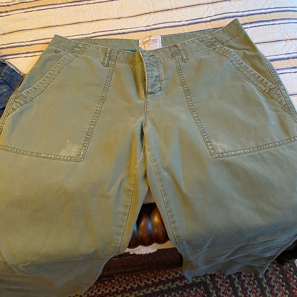 American eagle green camp pants